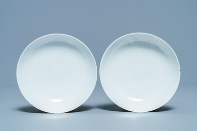 A pair of Chinese famille rose covered bowls, Yongzheng