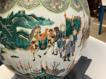 A large Chinese famille verte fish bowl, 19th C.