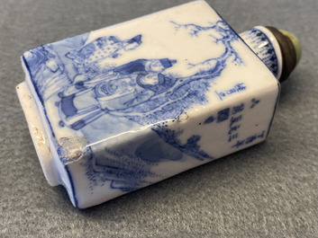 Four Chinese blue and white and iron-red snuff bottles, 19/20th C.