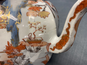 A pair of very large Chinese Imari-style teapots and covers, Kangxi