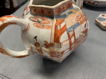 A pair of very large Chinese Imari-style teapots and covers, Kangxi