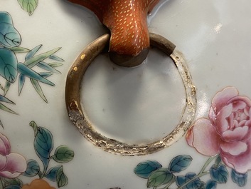 Een grote Chinese famille rose 'hu' vaas met vogels, Qianlong merk, Republiek