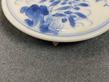 A rare Chinese blue and white 'erotical subject' box and cover, Kangxi