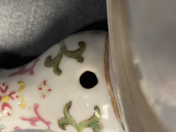 Een Chinese famille rose 'bajixiang' driepotige wierookbrander, Daoguang merk en periode