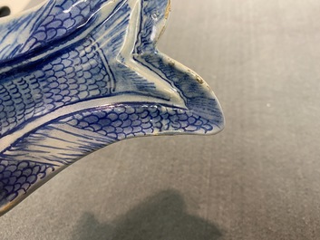 A pair of Dutch Delft blue and white 'herring' dishes, 18th C.