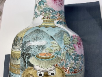 Une paire de vases en porcelaine de Chine qianjiang cai, 19/20&egrave;me