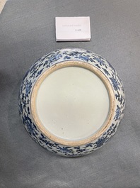 Two Chinese qianjiang cai hat stands and a blue and white bowl, 19/20th C.