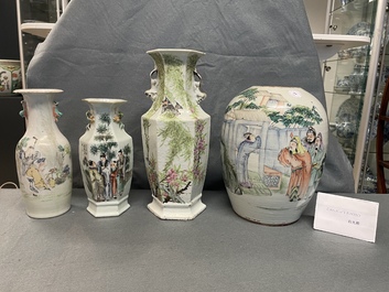 Quatre vases en porcelaine de Chine qianjiang cai, 19/20&egrave;me