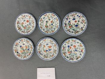 Six tasses et soucoupes en porcelaine de Chine famille verte &agrave; fond caf&eacute; au lait, Kangxi