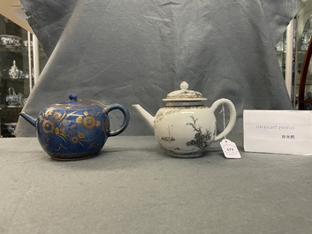 Une th&eacute;i&egrave;re en porcelaine de Chine bleu poudr&eacute; et dor&eacute; et une en grisaille, Kangxi/Yongzheng