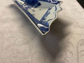 A Chinese blue and white ko-sometsuke 'fan' dish for the Japanese market, Tianqi/Chongzhen