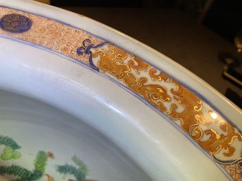 A large Chinese Imari-style fish bowl, Kangxi