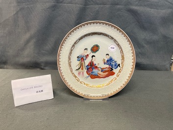 A Chinese famille rose bianco sopra bianco plate, Qianlong