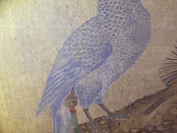 Ecole chinoise, encre et couleurs sur soie, 17/18&egrave;me: 'Un faucon de chasse'