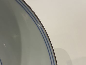 Een Chinese blauw-witte kom met de 'Acht paarden van Mu Wang', Jiajing merk, Kangxi