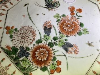 A Chinese octagonal famille verte tazza, Kangxi