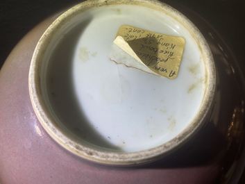Een Chinese monochrome leverrode kom, 19e eeuw