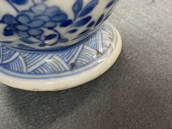 A Chinese blue and white two-spouted oil and vinegar bottle, Kangxi