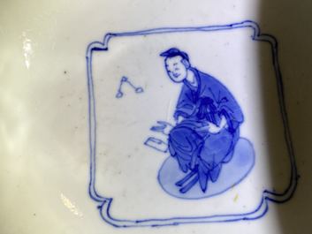 Twee Chinese blauw-witte kommen, Chenghua merk, Kangxi