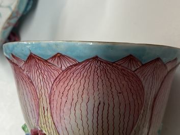 Een Chinese famille rose lotusvormige kop en schotel met reli&euml;fdecor, Yongzheng