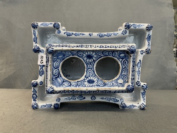 A large blue and white Delft-style inkwell, Nurnberg faience, Germany, 18th C.