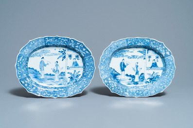 Een paar Chinese blauw-witte 'Xi Xiang Ji' ovale schotels, Qianlong