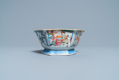 Een Chinese hexagonale famille rose kom, Tongzhi merk en periode