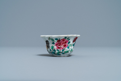 A lobed Chinese famille rose 'rooster' cup and saucer, Yongzheng