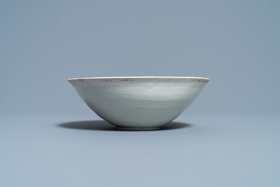 Een Chinese luanbai kom met vissen, Song/Yuan