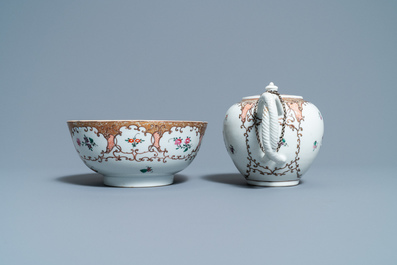 Een Chinees famille rose 12-delig theeservies voor de Europese markt, Qianlong