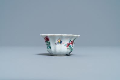 A lobed Chinese famille rose 'rooster' cup and saucer, Yongzheng