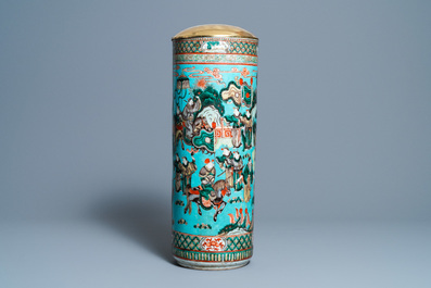 A Chinese cylindrical famille verte turquoise-ground vase, 19th C.