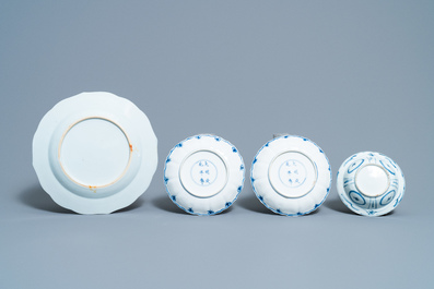 Five Chinese blue and white plates, a famille rose dish and a famille verte vase, Wanli and later