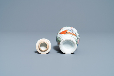 A fine Chinese famille rose tea caddy and cover, Yongzheng