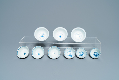 Zestien Chinese blauw-witte schotels en veertien koppen, Kangxi