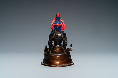Une figure de Bouddha Amitayus en bronze, Sino-Tibet, 19&egrave;me