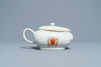 Een Chinese sauskom met het wapen van Ross of Balnagowan voor de Schotse markt, Qianlong