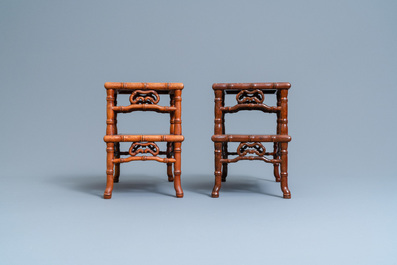 Vier grote Chinese houten sokkels, 19/20e eeuw