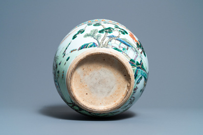 A Chinese famille verte fishbowl, 19th C.