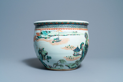 A Chinese famille verte fishbowl, 19th C.