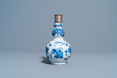 Six Chinese blue and white vases, Kangxi