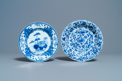 Eighteen Chinese blue and white saucers, seven cups, two dishes and a tea caddy, Kangxi/Qianlong
