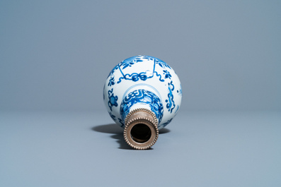 Six Chinese blue and white vases, Kangxi