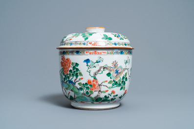 A large Chinese famille verte covered bowl, Kangxi