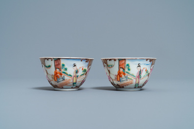 A pair of fine Chinese famille rose 'Mandarin' cups and saucers, Qianlong