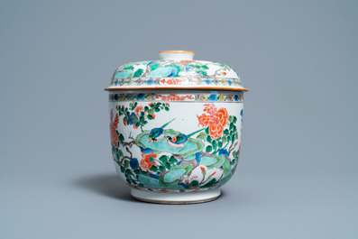 A large Chinese famille verte covered bowl, Kangxi