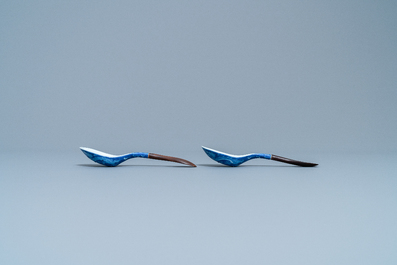 Fourteen Chinese 'dragon' spoons, 19/20th C.