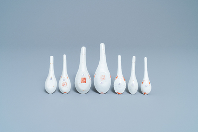 Twenty Chinese famille rose spoons for the Straits or Peranakan market, 19/20th C.