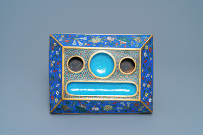 A Chinese cloisonn&eacute; desk set, 19th C.