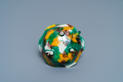 A Chinese 'egg and spinach'-glazed 'crab in lotus' water dropper, Kangxi
